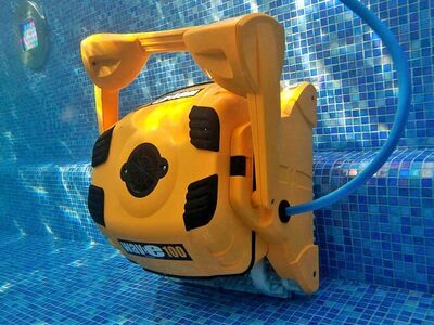 Automatic pool Cleaners