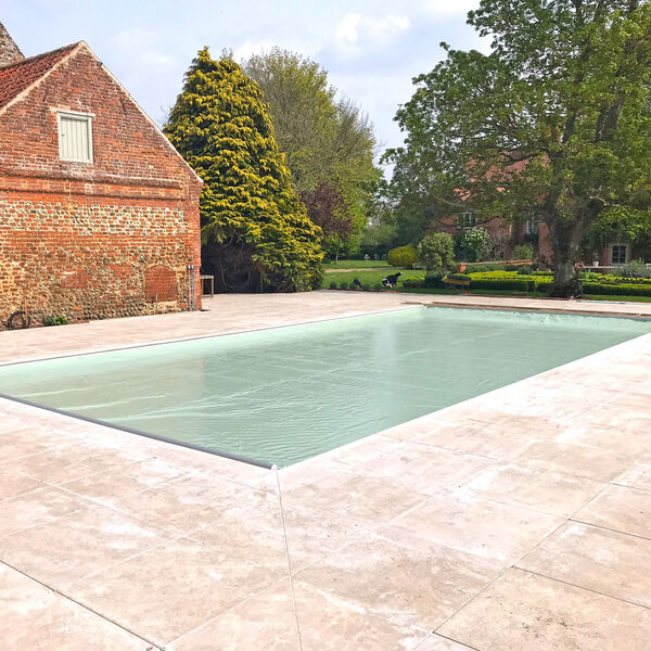 Aquamatic Safety Cover with Inwall track